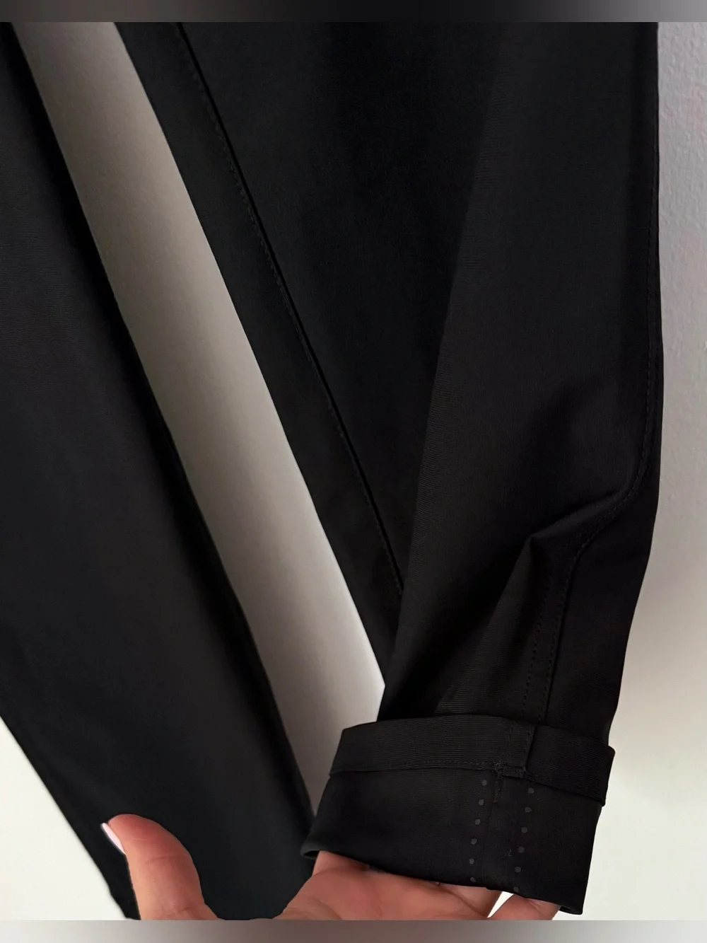 lululemon athletica Lululemon City Sleek 5 Pocket Black Ponte Ankle Pants sz 4